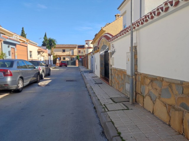 5 Bedrooms Townhouse in Fuengirola