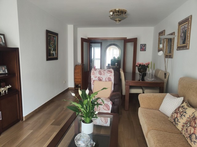 Apartment, Marbella, R4673929
