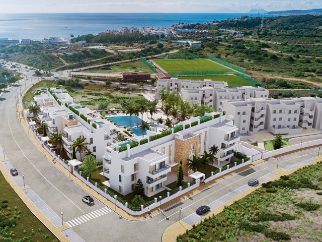 Appartement avec 3 Chambres  à Estepona