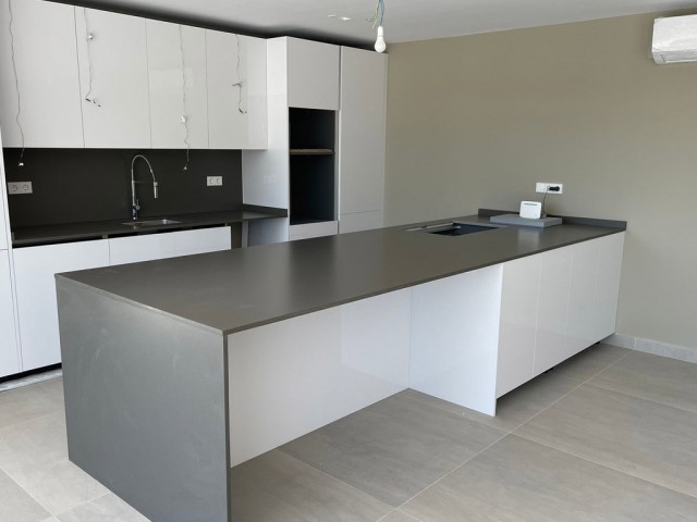 Penthouse in Estepona