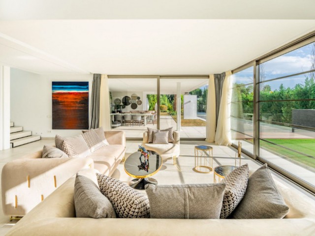 Villa, Benahavis, R4675372