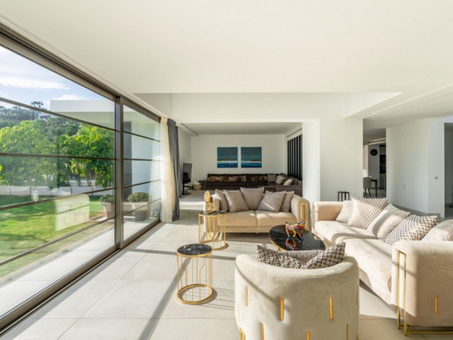 Villa, Benahavis, R4675372