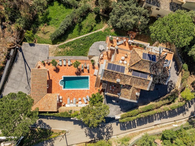 4 Bedrooms Villa in El Madroñal