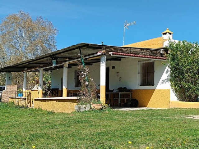 2 Slaapkamer Villa in Estepona