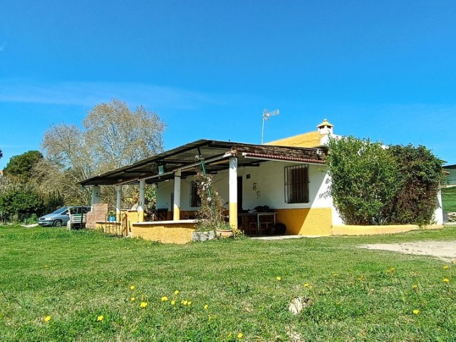 Villa, Estepona, R4435483
