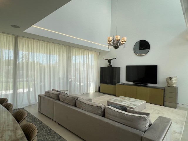 4 Slaapkamer Villa in Nueva Andalucía