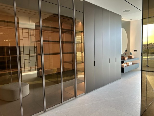 4 Bedrooms Villa in Nueva Andalucía