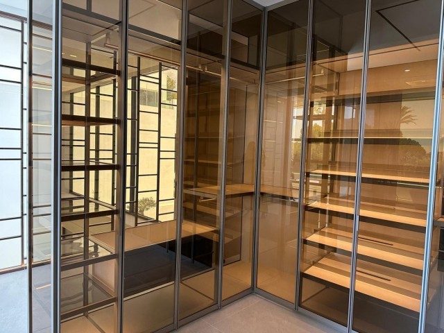 4 Bedrooms Villa in Nueva Andalucía