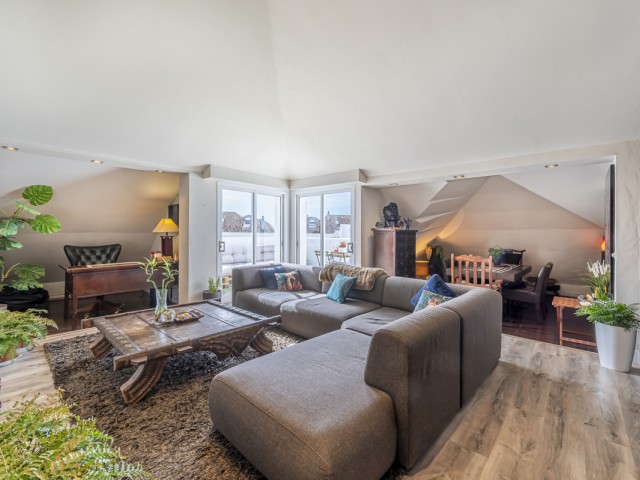 Penthouse avec 2 Chambres  à The Golden Mile