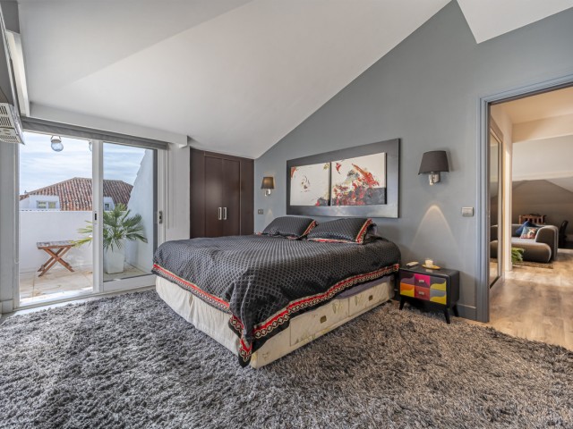 Penthouse avec 2 Chambres  à The Golden Mile