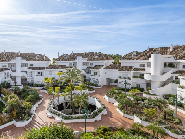 Penthouse avec 2 Chambres  à The Golden Mile