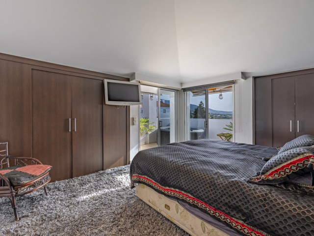 Penthouse avec 2 Chambres  à The Golden Mile