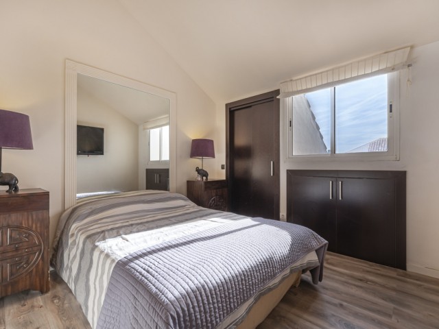 Penthouse avec 2 Chambres  à The Golden Mile