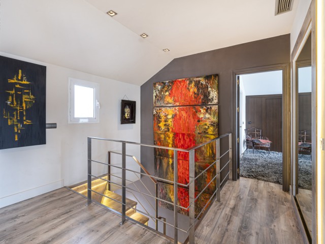 Penthouse avec 2 Chambres  à The Golden Mile