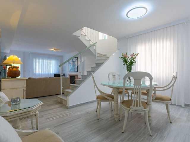 4 Soveroms Villa i Costabella