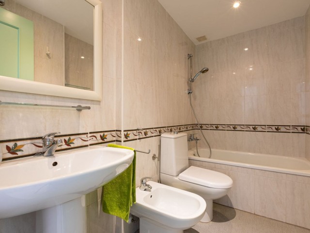 4 Soveroms Villa i Costabella