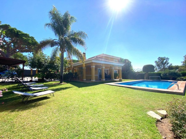 Villa avec 5 Chambres  à El Rosario