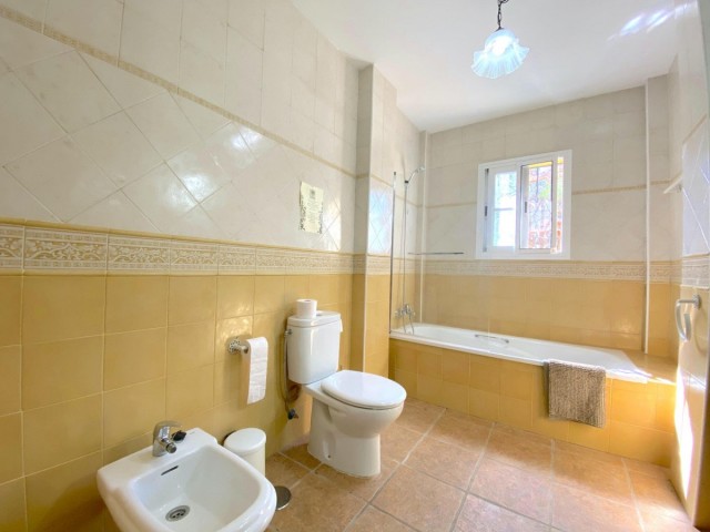 Villa avec 5 Chambres  à El Rosario