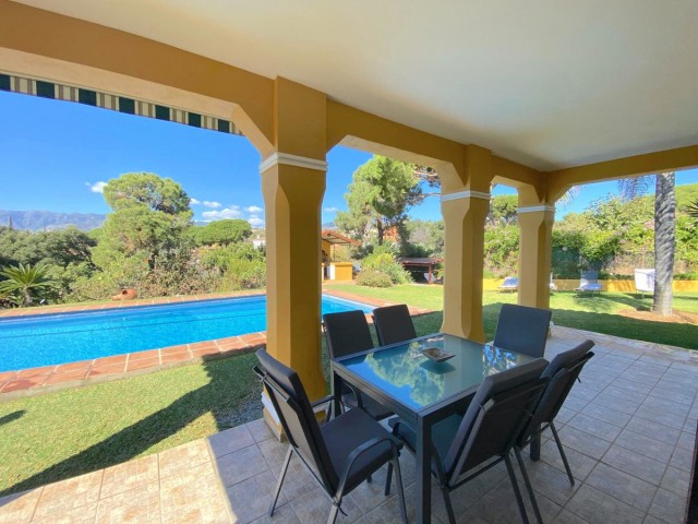 Villa avec 5 Chambres  à El Rosario