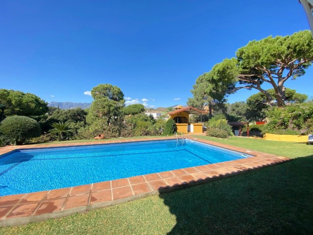 Villa avec 5 Chambres  à El Rosario