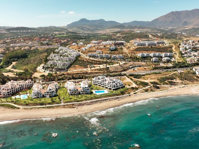 2 Makuuhuoneen Huoneisto Casares Playa