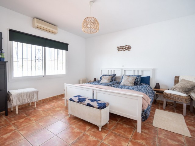 5 Bedrooms Villa in Valtocado