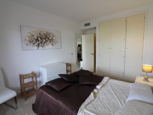 Apartamento con 2 Dormitorios  en Mijas Costa