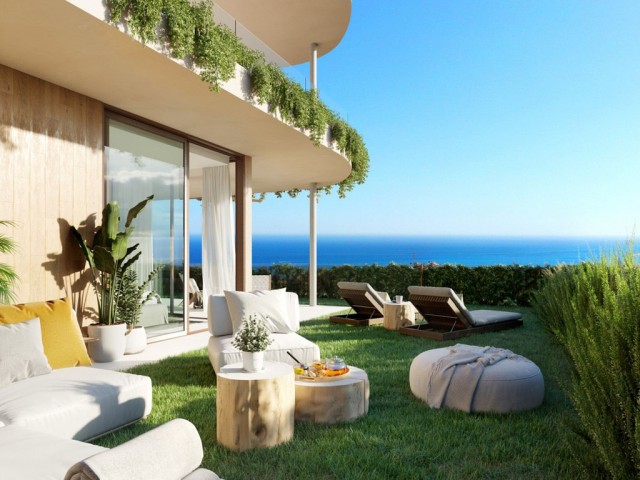 2 Bedrooms Apartment in Benalmadena