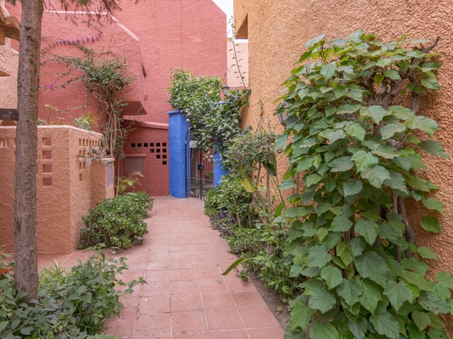 2 Slaapkamer Rijtjeshuis in Nueva Andalucía