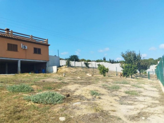 Huvila, San Roque, R4443928