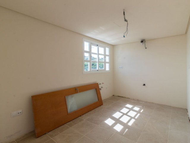 4 Schlafzimmer Reihenhaus in Manilva