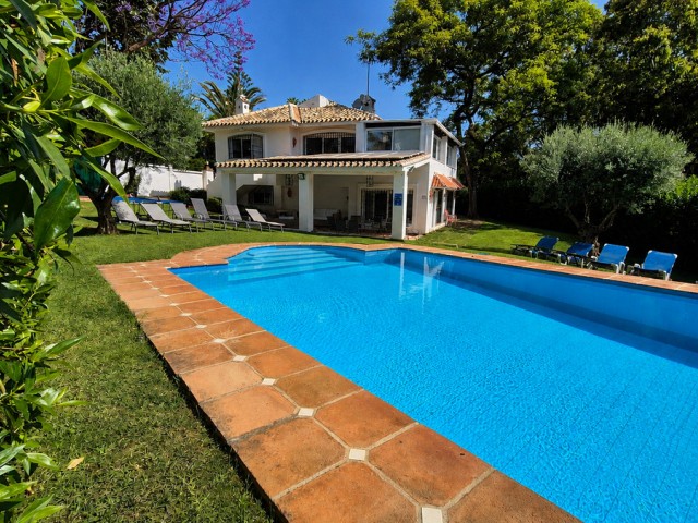 Villa Elviria - R4649023