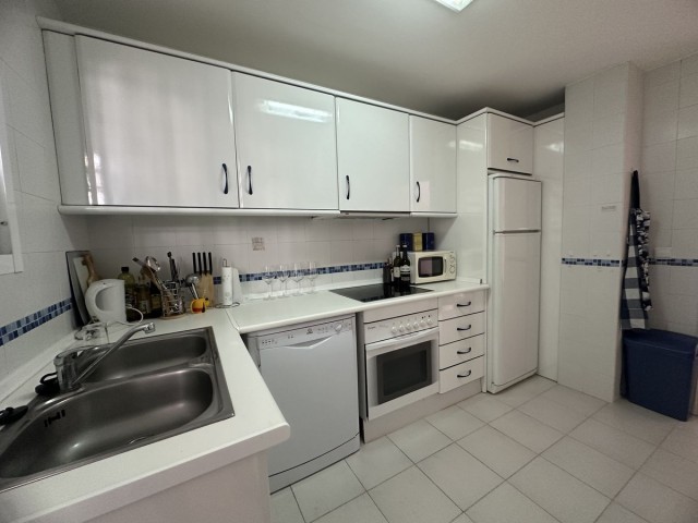 Apartment, Calahonda, R4686634