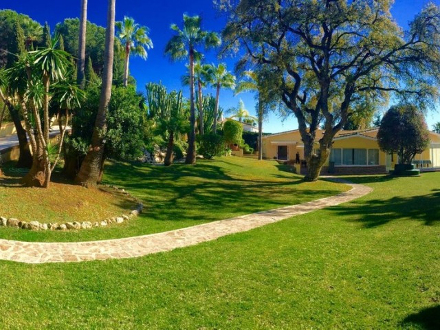 Villa, Elviria, R4687141