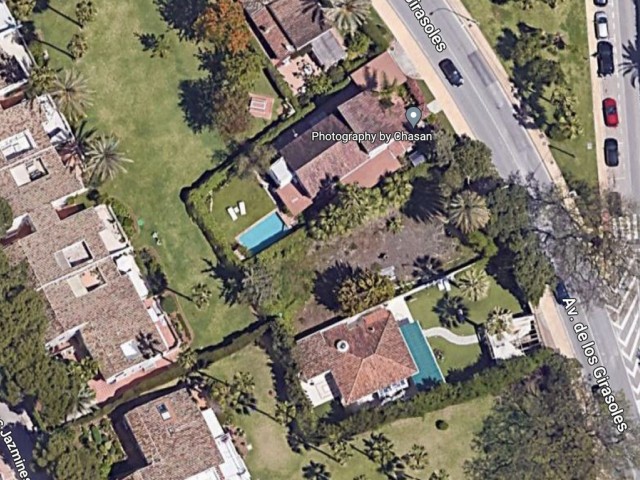 Tomt Nueva Andalucía - R4436953