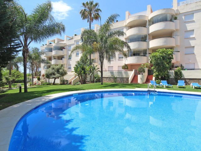 Apartment, Marbella, R4687714