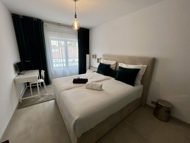 Apartment, Marbella, R4683994