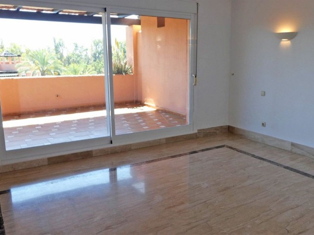 2 Schlafzimmer Apartment in Guadalmina Baja