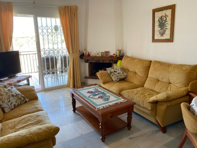 Apartment, Calahonda, R4688533