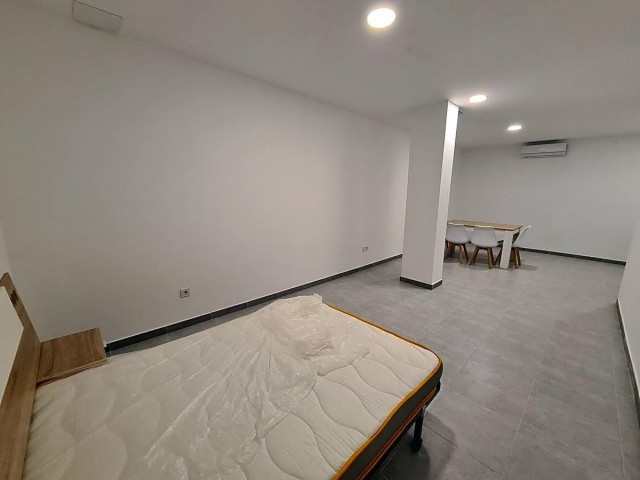 6 Bedrooms Apartment in Torremolinos Centro