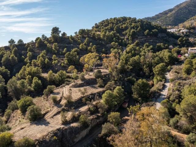  Plot in Mijas