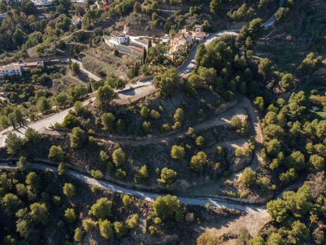  Plot in Mijas