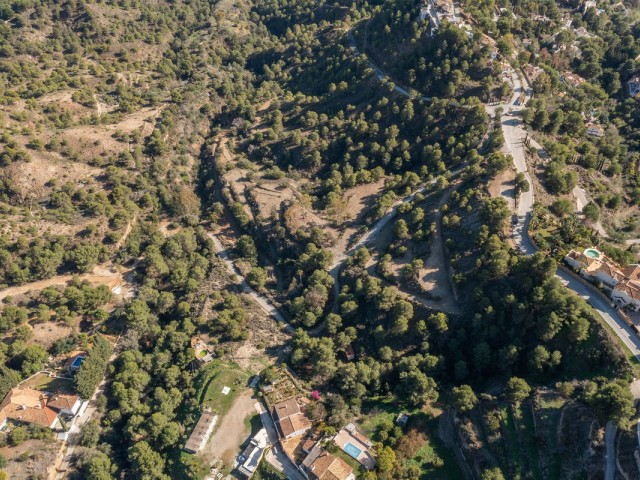  Plot in Mijas