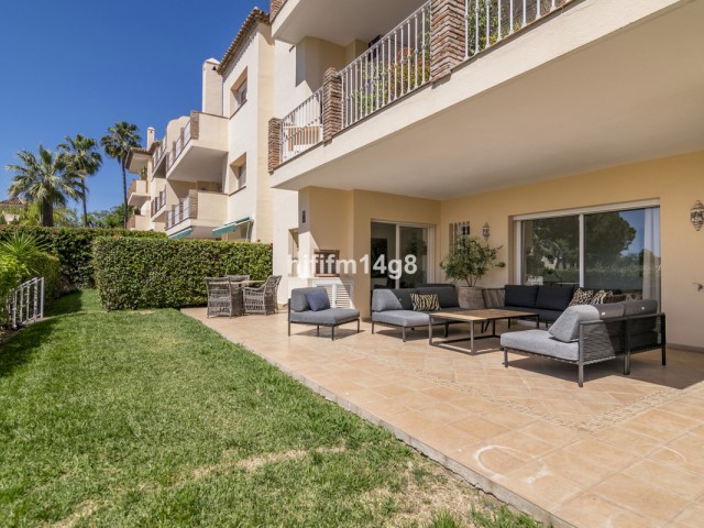 Apartment, Nueva Andalucia, R4694161