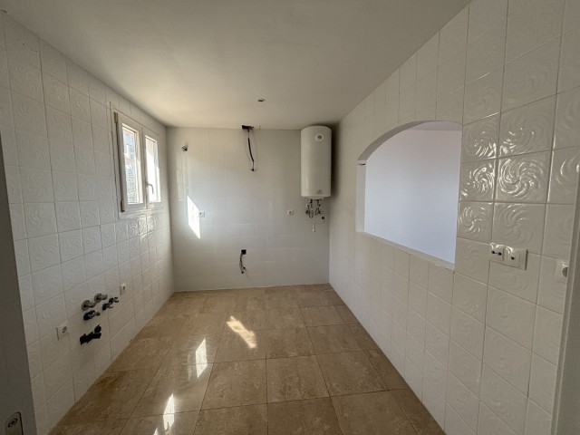 Apartment, La Duquesa, R4695025