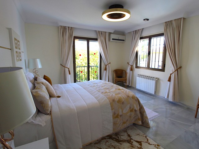 5 Schlafzimmer Villa in San Pedro de Alcántara