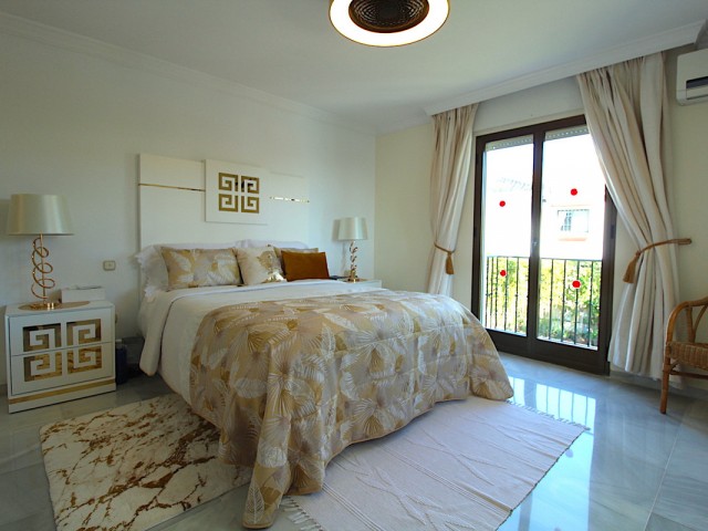5 Schlafzimmer Villa in San Pedro de Alcántara