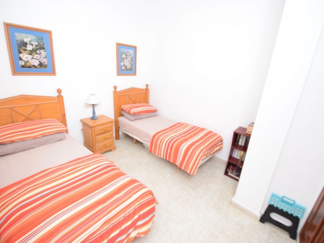 Apartamento con 2 Dormitorios  en La Cala de Mijas