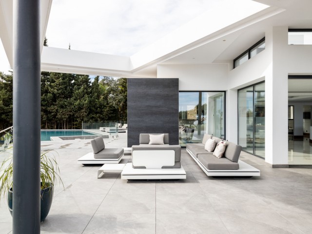 6 Soveroms Villa i San Roque
