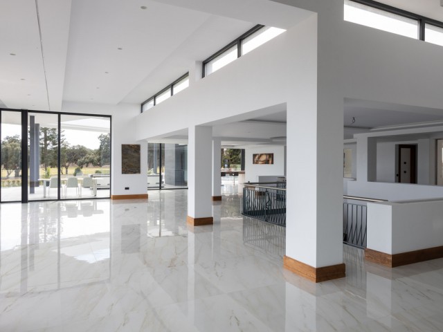6 Soveroms Villa i San Roque